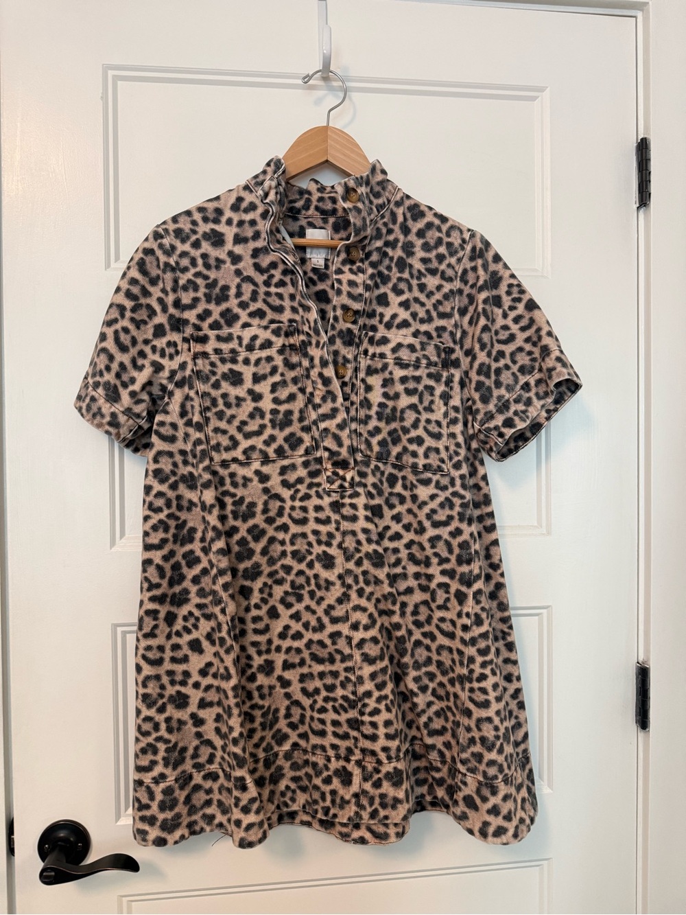 Maeve - Leopard Print Short Sleeve Swing Dress - Taupe/Black